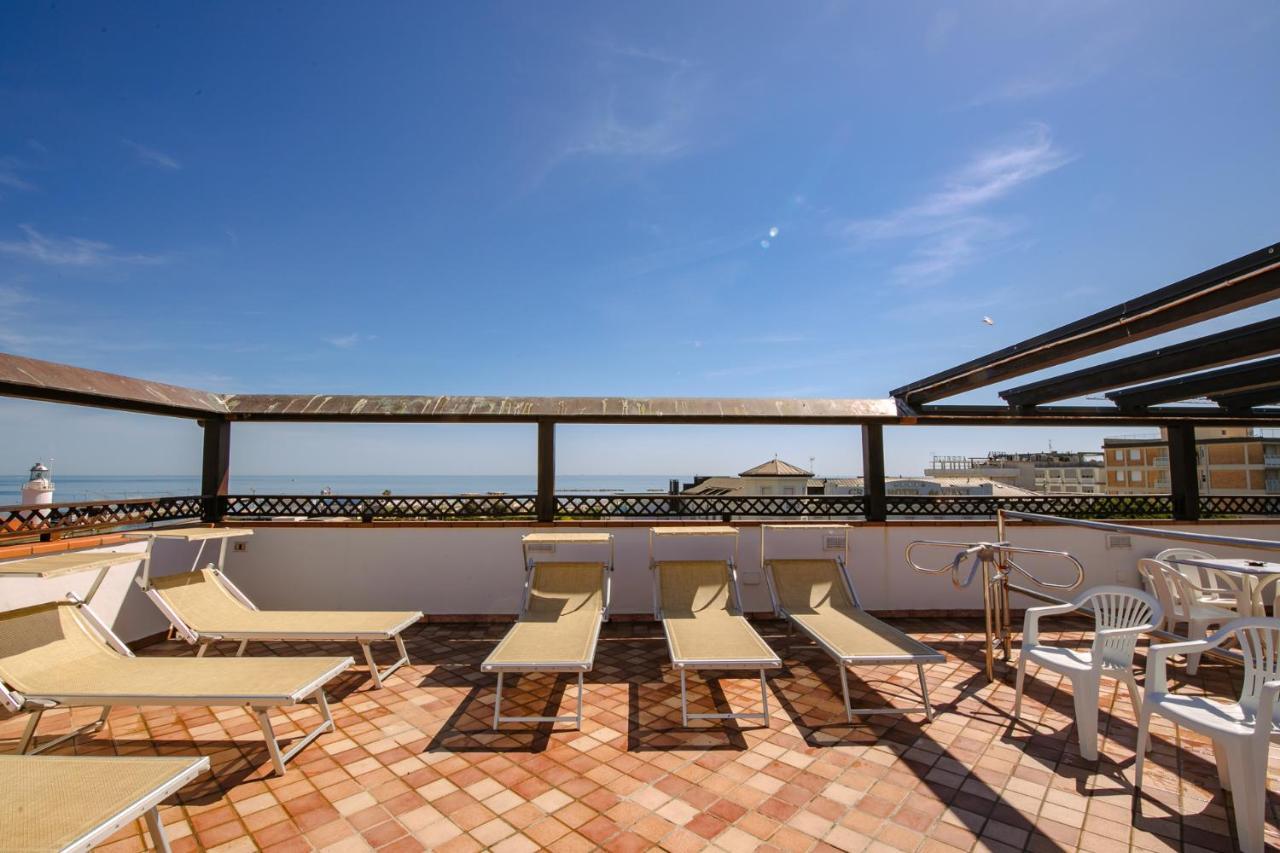 New Bristol Sport Hotel Cesenatico Exterior foto