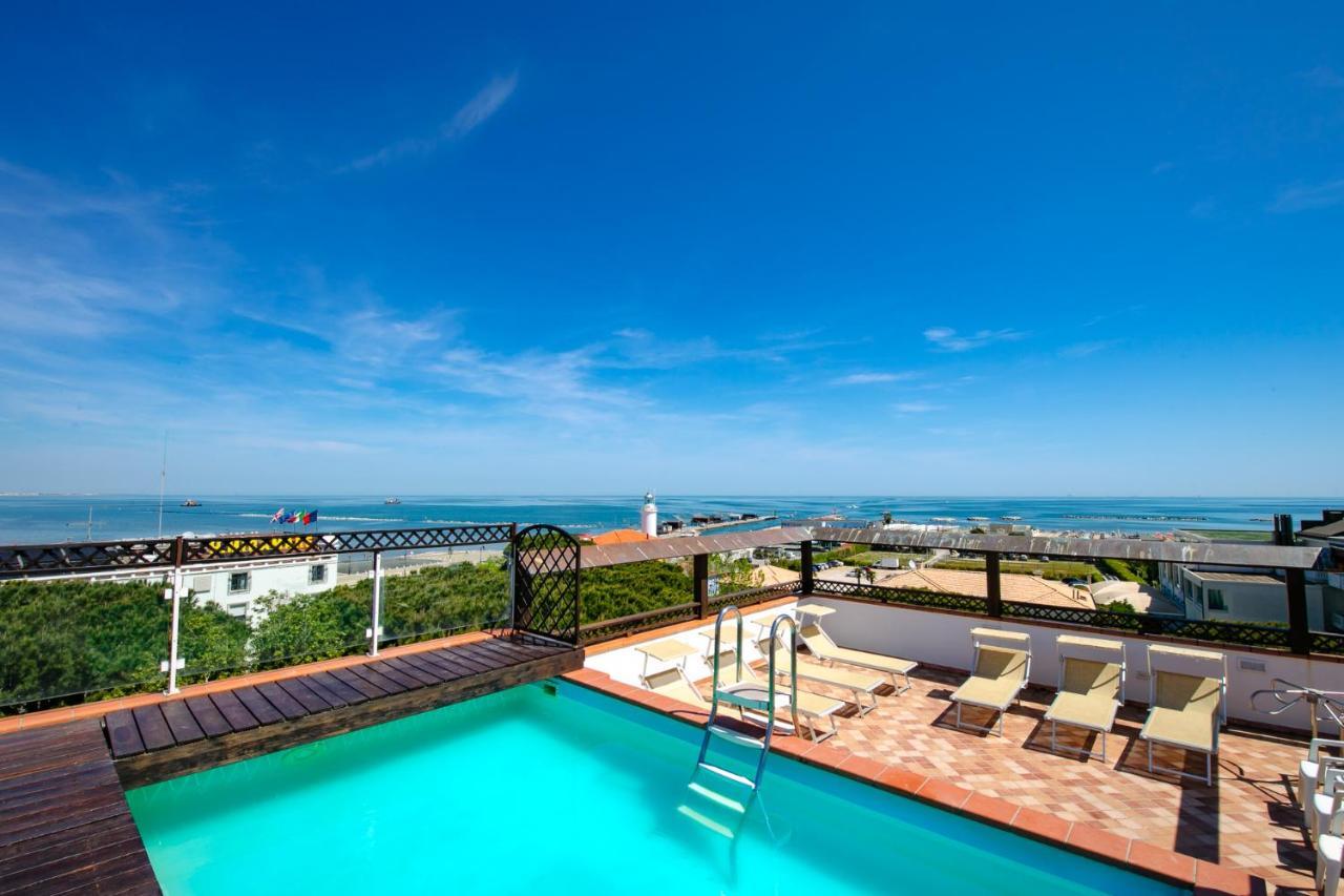 New Bristol Sport Hotel Cesenatico Exterior foto